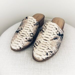 Gibson Latimer Goat Leather Snake Print Textured Slip On Mules Size 8